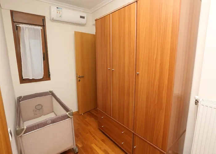 Villa Omega - Beachfront, Garden, Bbq *