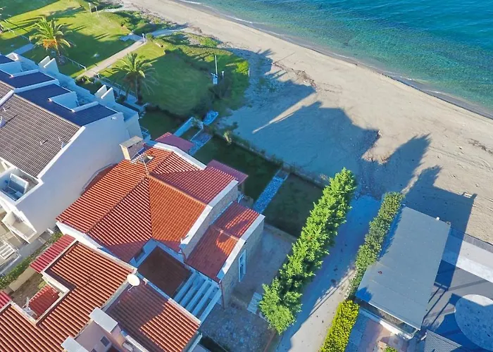 Вилла Omega - Beachfront, Garden, Bbq